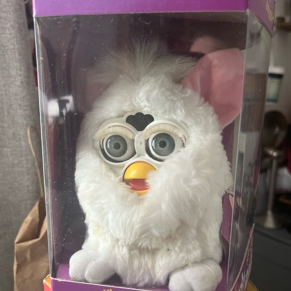 Furby (3) total or separate - Picture 3 of 3